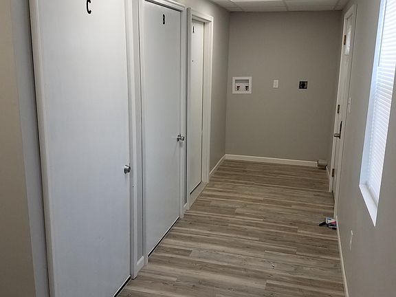 2nd image of 1042 Broadway St #C