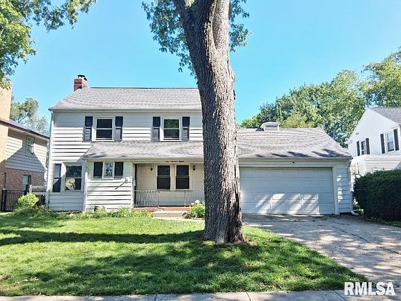 2nd image of 223 W Hollyridge Cir