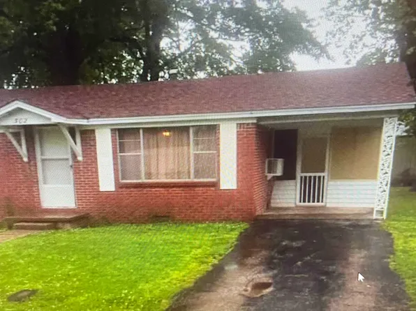 302 Central St, Hornersville, MO 63855