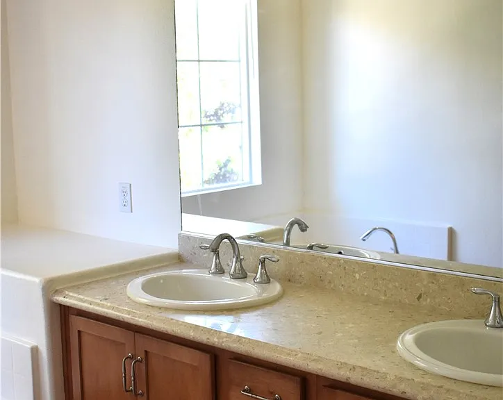 28492 Herrera St — Photo 22
