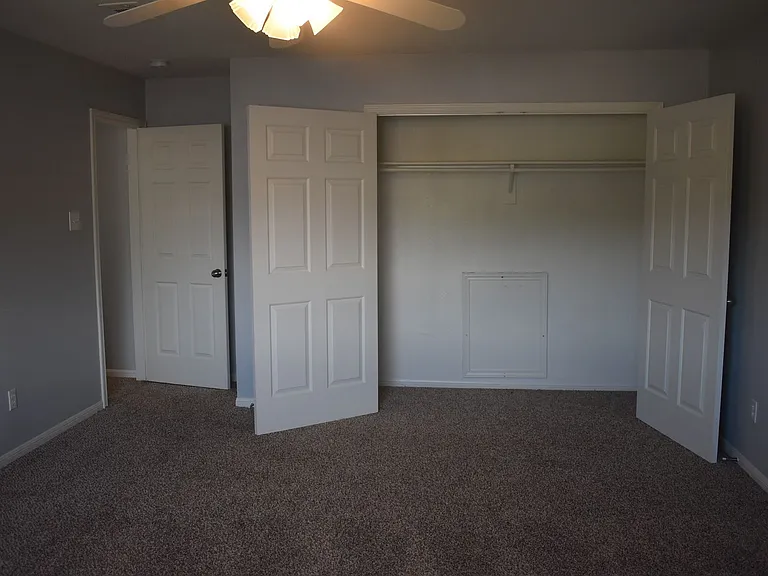 509 Lakota Ln — Photo 32