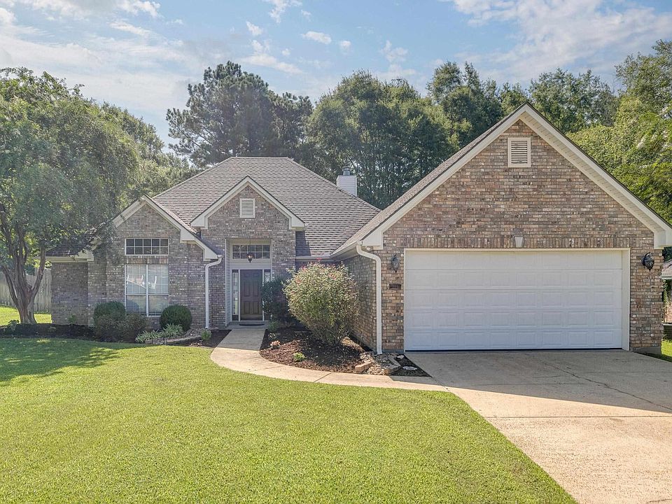 1st image of 213 Creek Stone Dr