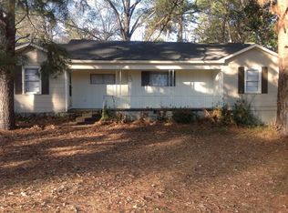 826 W McDowell Rd, Jackson, MS 39204