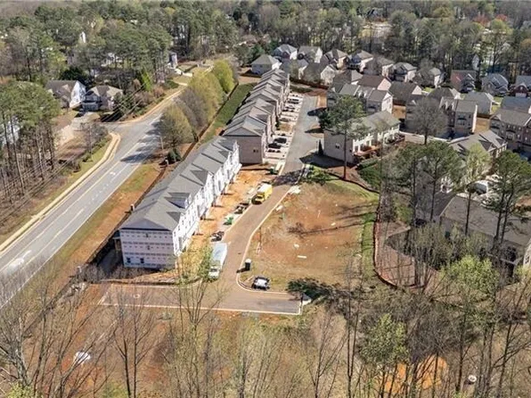 2737 Hallwood Ln, Suwanee, GA 30024