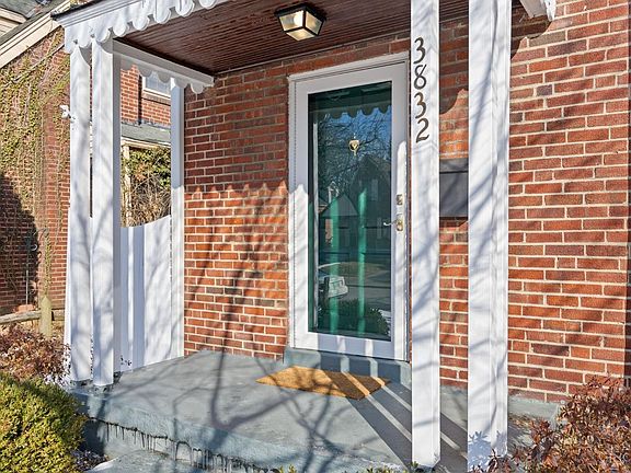 5th image of 3832 Petoskey Ave