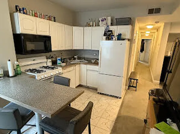 190 L St, Boston, MA