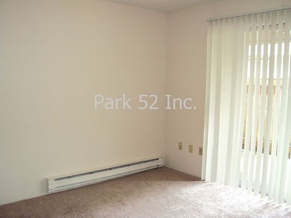 5th image of 12716 A St S APT 1