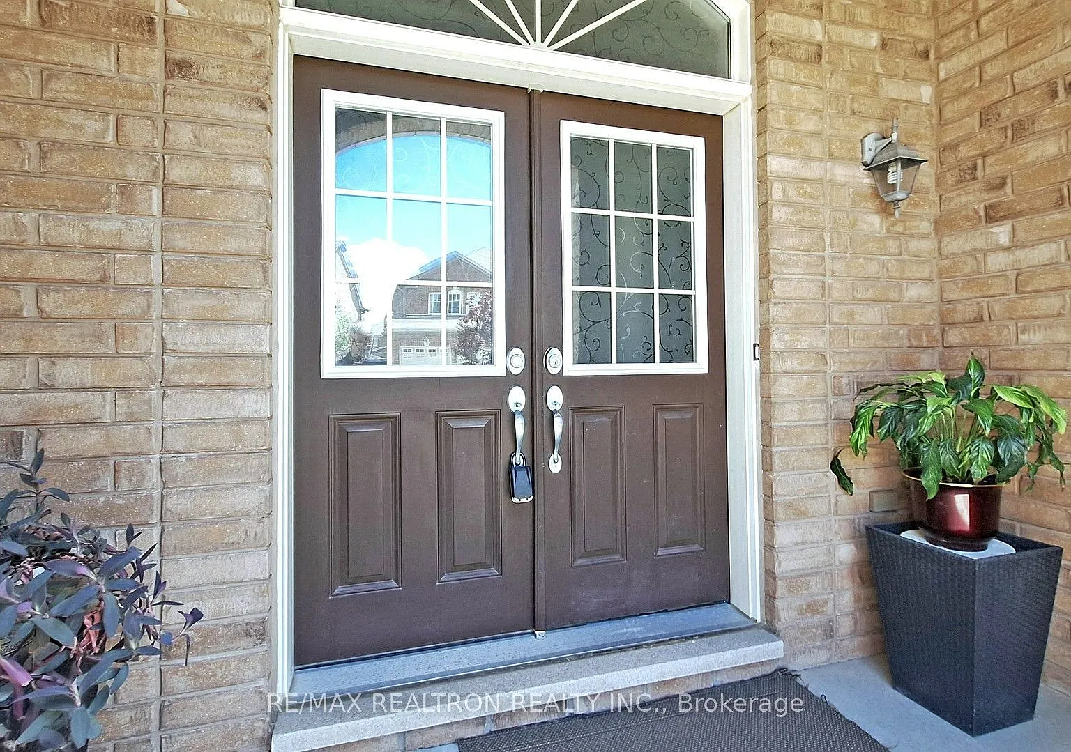 4 bed, $4,000 — Photo 4