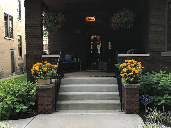 853 N Park St, Columbus, OH 43215