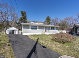 912 Wingfield Rd, Woodbridge, VA 22191