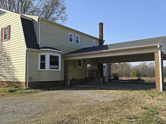 5th image of 11635 Fortsville Rd
