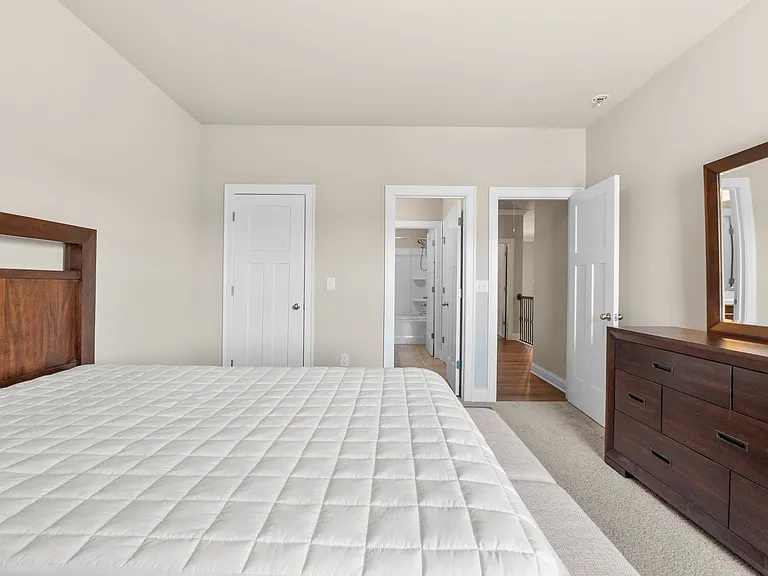 7435 Red Poppy Dr — Photo 30