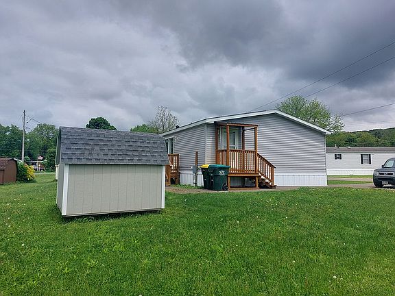 5th image of 12 Finch Dr