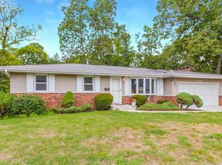 3417 W Capitol Dr, Peoria, IL 61614