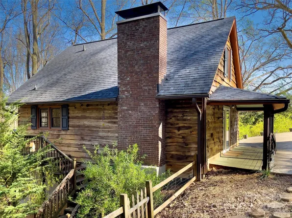 6 Mountain View Dr, Waynesville, NC 28786