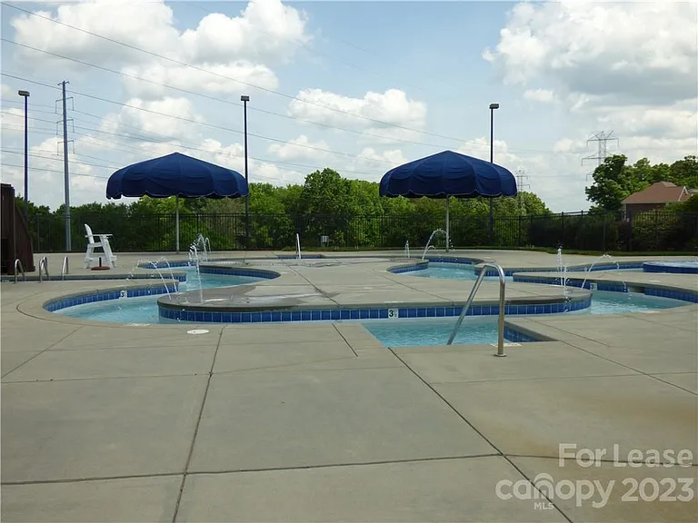 10345 Falling Leaf Dr NW — Photo 38