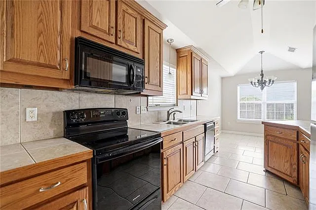 40346 Skylar Ln — Photo 9