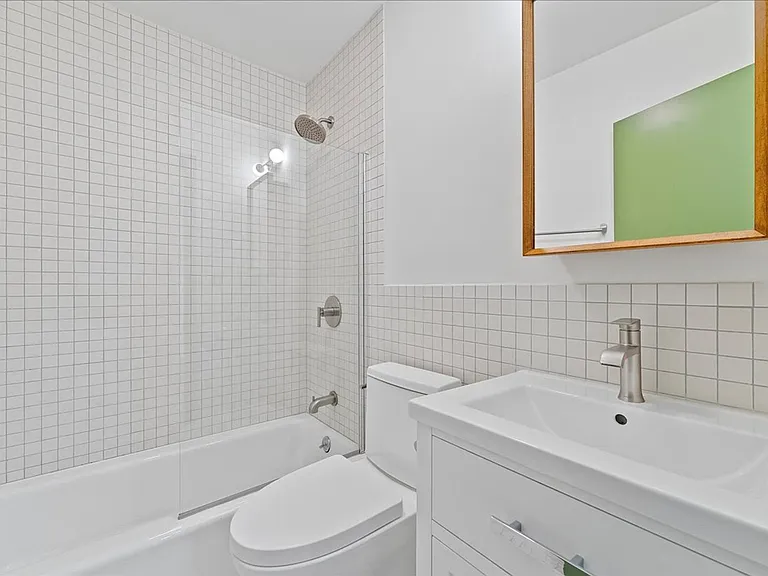 6615 Franklin Ave. — Photo 7