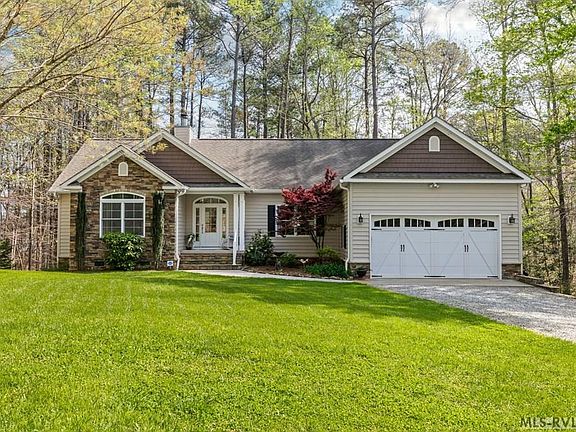 2nd image of 623 Ebony Rd