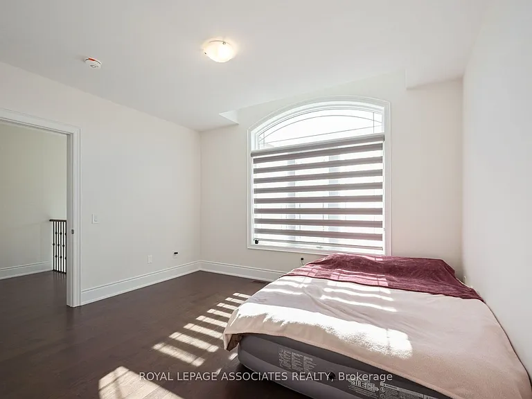 55 Raspberry Ridge Ave — Photo 43