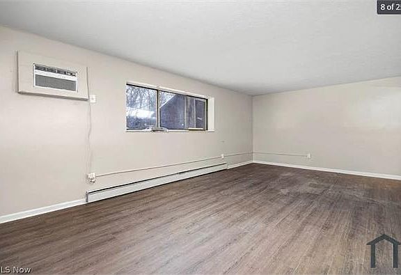 2nd image of 5382 Lee Rd