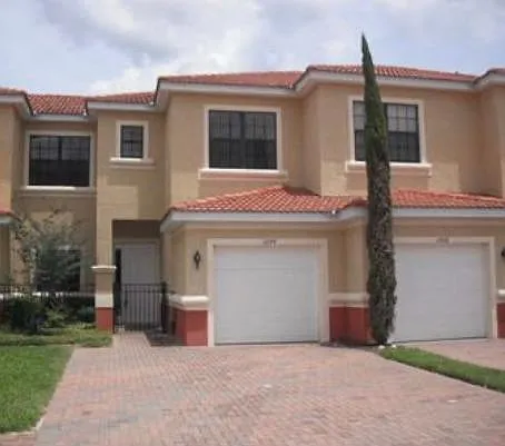 1270 Clove Dr — Photo 1
