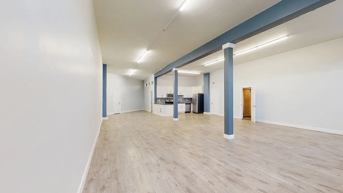 Building Photo - 5549 Foothill Blvd