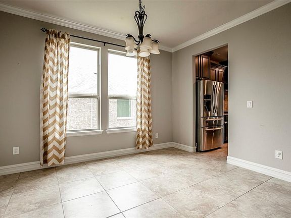 5th image of 1042 Enchanted Rock Dr
