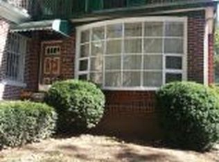 7511 6th Ave, Brooklyn, NY 11209