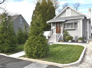 548 Continental Rd, Hatboro, PA 19040