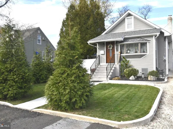 548 Continental Rd, Hatboro, PA 19040