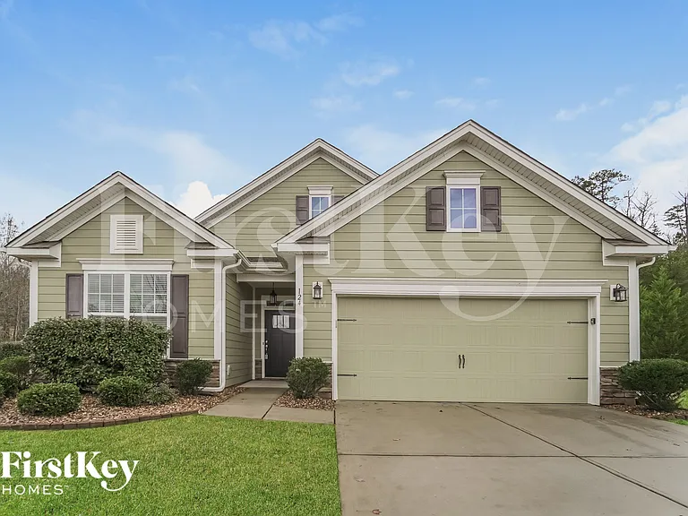 124 Ridgemont Ln — Photo 2
