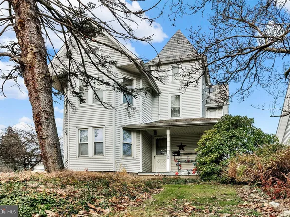 529 Market St, Bangor, PA 18013