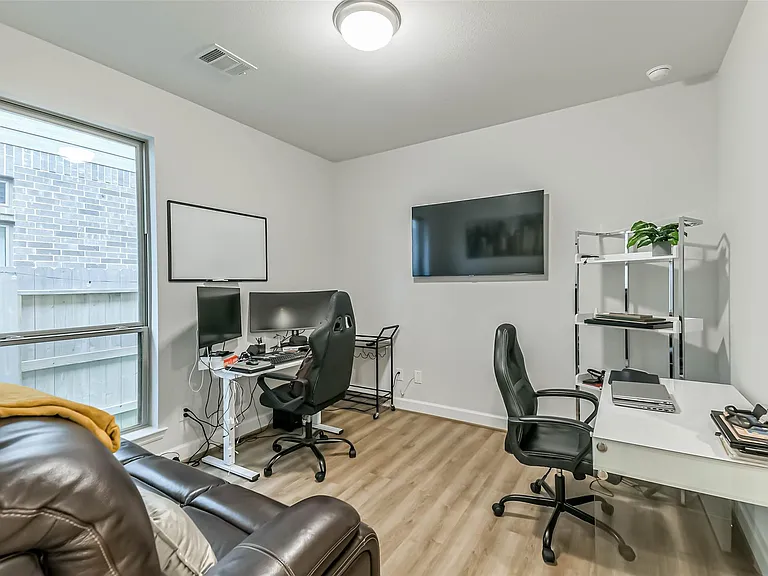 18819 Halter Meadow Trl — Photo 26