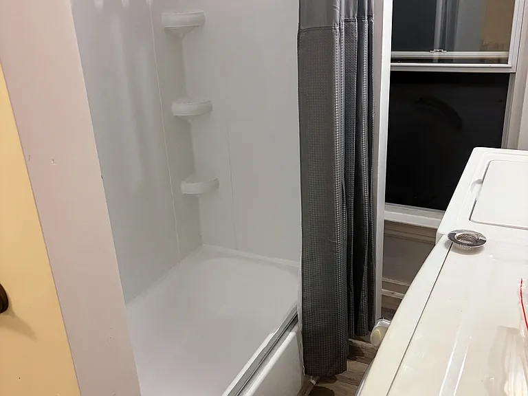 863 Martin Luther King Jr St SE #2 — Photo 8
