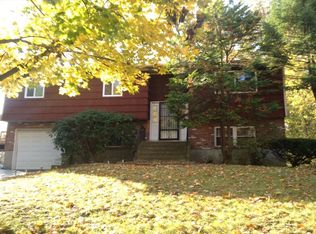 22 Greene Rd, Spring Valley, NY 10977
