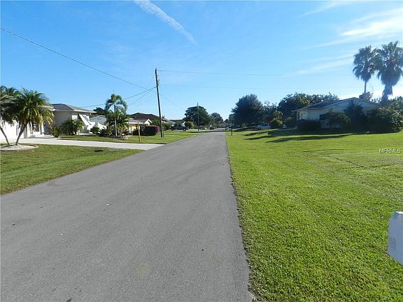 5th image of 701 Bonita Ct