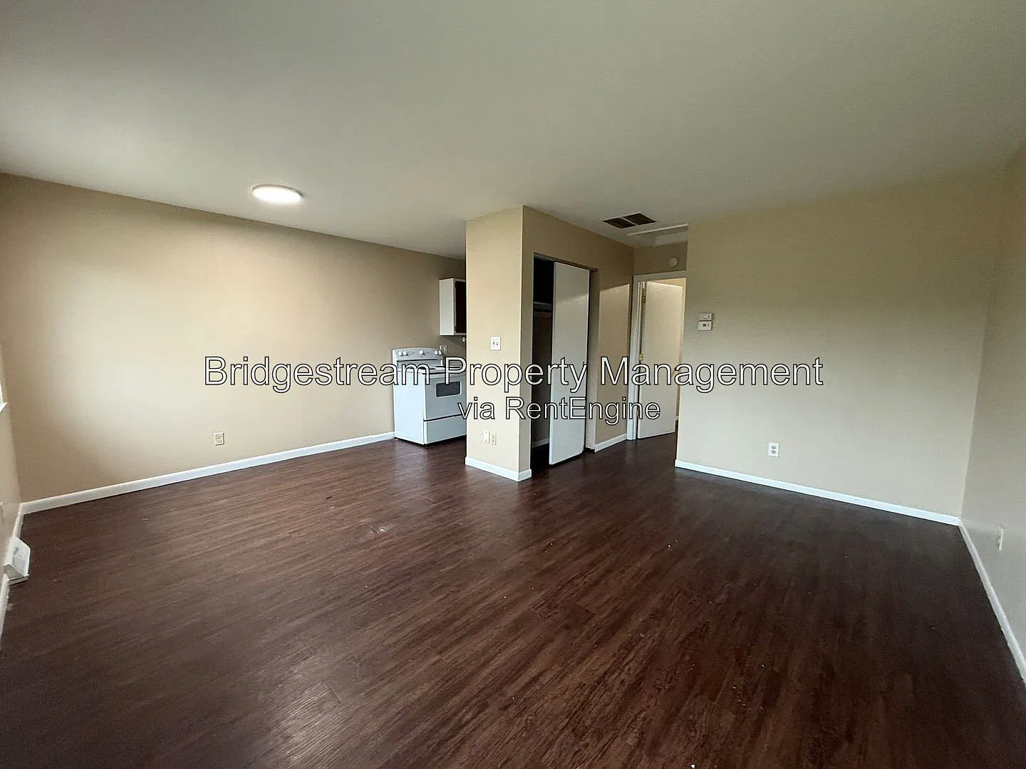 1 bed, 1.0 bath, 540 sqft, $695 — Photo 3