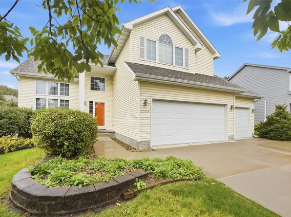 2579 NW 159th St, Clive, IA 50325