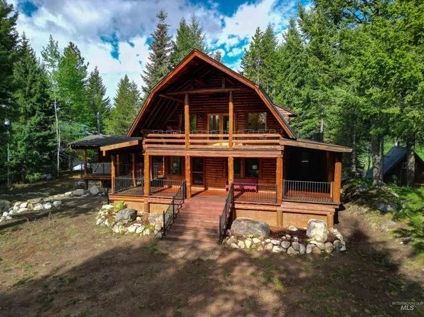 1060 Cynthia Ln, McCall, ID 83638