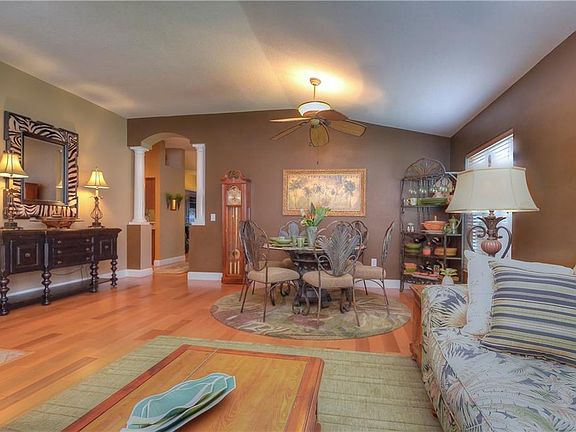 4th image of 7605 Citrus Blossom Dr