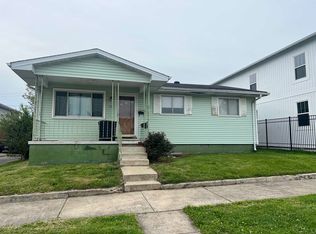713 Buckhorn St, Ironton, OH 45638