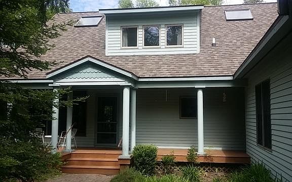 3rd image of 4477 Lake Shore Dr