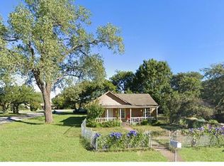 233 Texas St, Cedar Hill, TX 75104