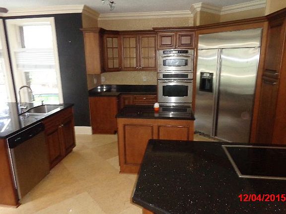 4th image of 5321 NW 51st St