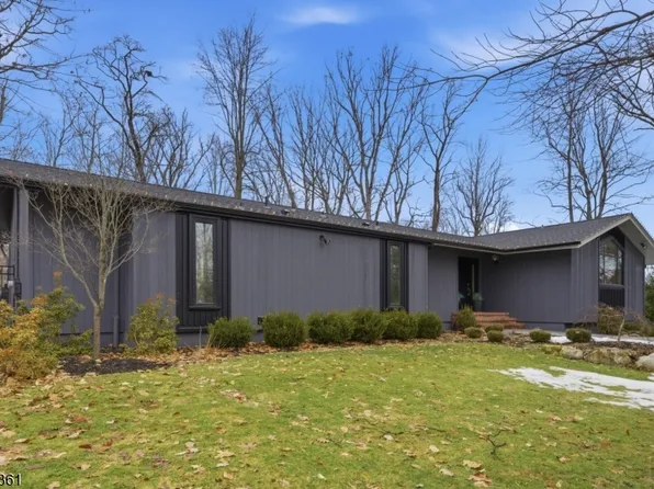 3 Wimple Way, Bridgewater Twp., NJ 08807