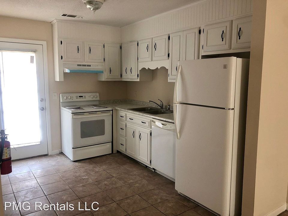 140 Lanier Dr Statesboro, GA, 30458 Apartments for Rent Zillow
