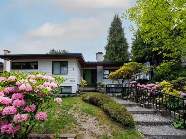 2220 W 32nd Ave, Vancouver, BC V6L 2B2