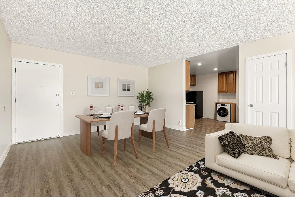 Parthenia Terrace Apartments — Photo 1