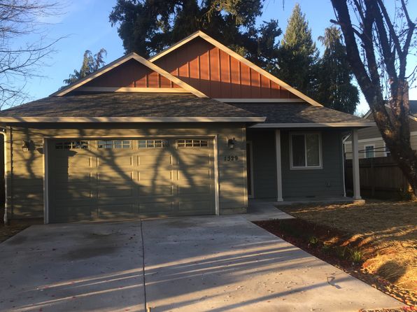 1329 G St